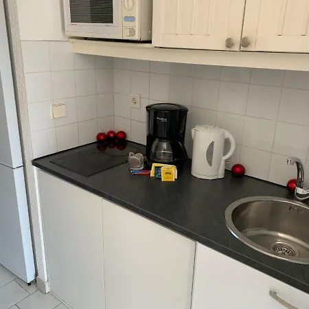 Port Cogolin Piscine 16 Apartamento *